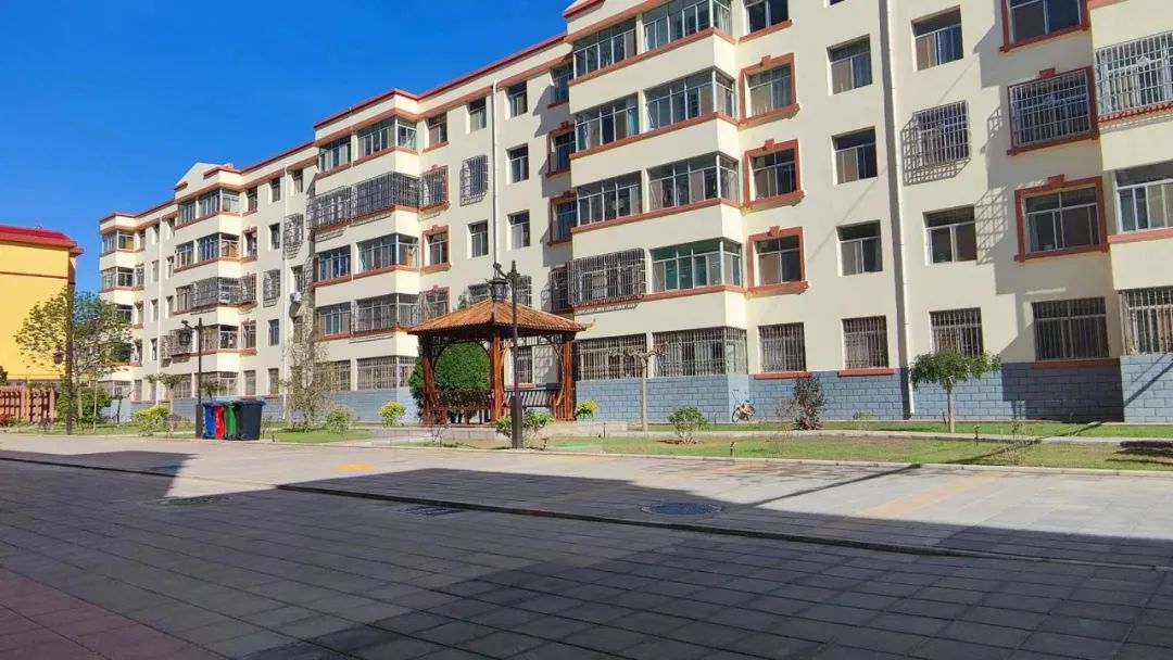 大学习、大讨论、大宣传、大实践丨从“无人管”到“专业管”——“共享管家”让老旧小区“焕新颜”